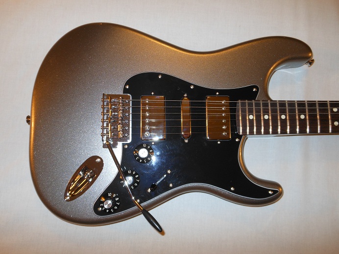 Blacktop Stratocaster HSH Picture 7